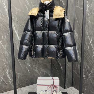 Luxury Moncler Jacket Nylon Logo Style