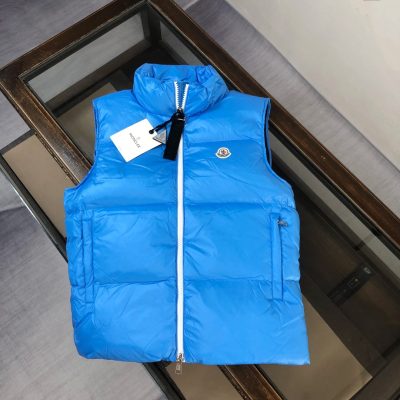 Premium Quality Moncler Coats Black Modern Collection