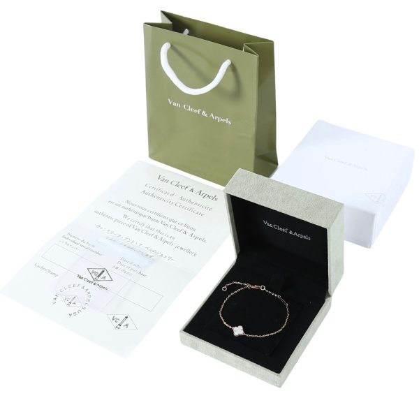 High Quality Van Cleef & Arpels Bracelet White Classic Collection