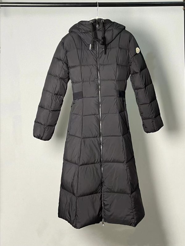 Best Selling Moncler Coats Black Collection