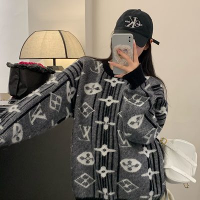 Premium Louis Vuitton Sweaters Gray Knit Monogram Luxury