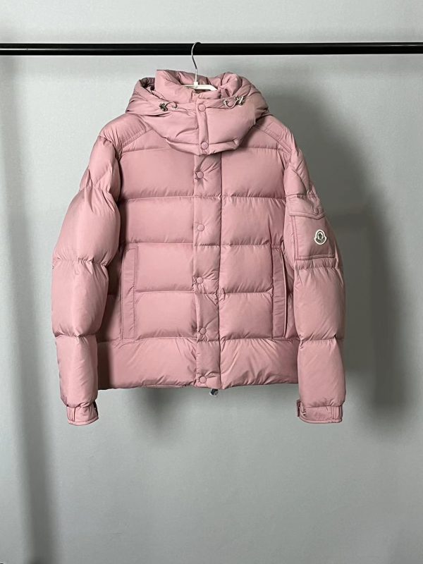 Premium Mani Down Jackets White Nylon Collection