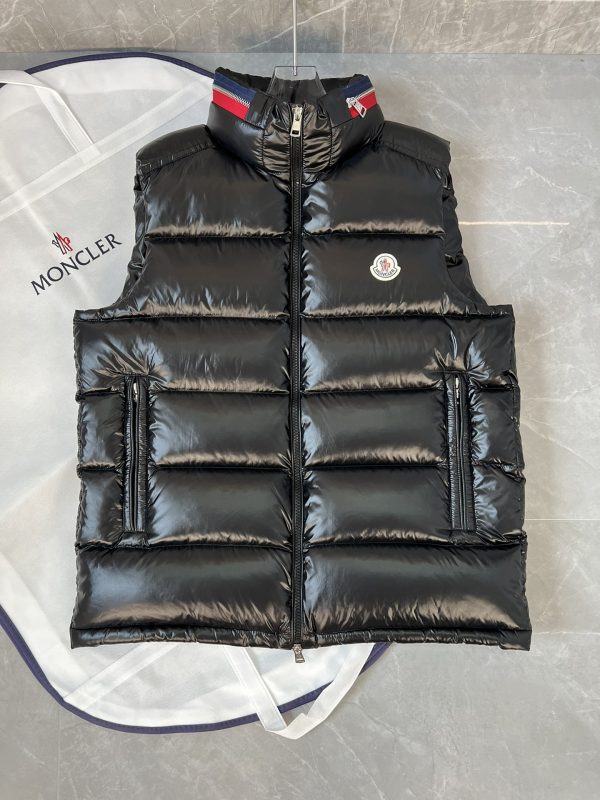 Premium Quality Moncler Vest White Nylon Classic Style