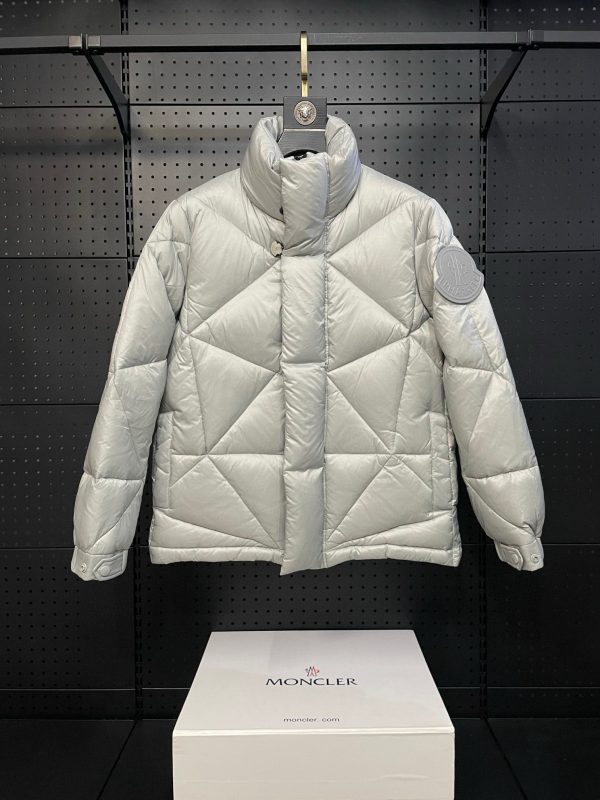 High Quality Moncler Jacket White Nylon Solid Luxury