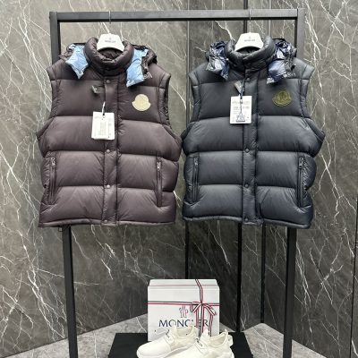 Luxury Moncler Coat Black Luxury