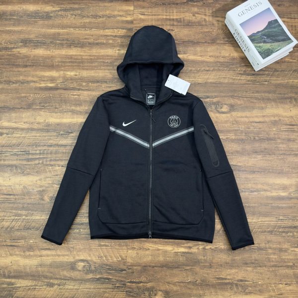 Premium Nike Jacket Black Fleece Sporty Collection
