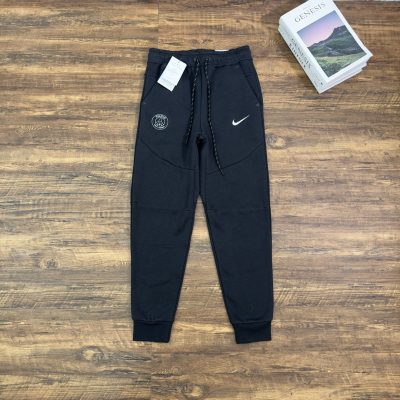 Premium Nike Jacket Black Fleece Style