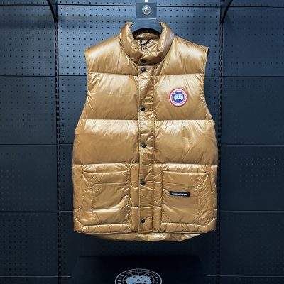 High Quality Canada Goose Down Jackets Brown Classic Style