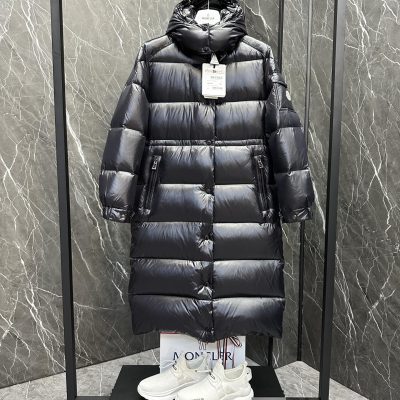 High Quality Moncler Coats Black Nylon Classic Luxury