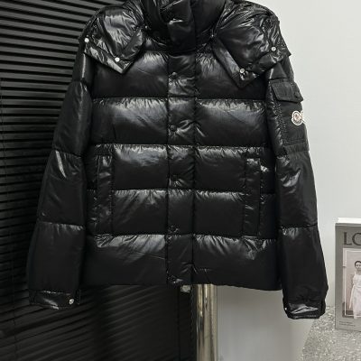 Best Selling Moncler Down Jackets Black Classic Luxury