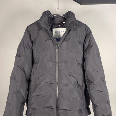 Luxury Burberry Long Sleeves Nylon Logo Collection