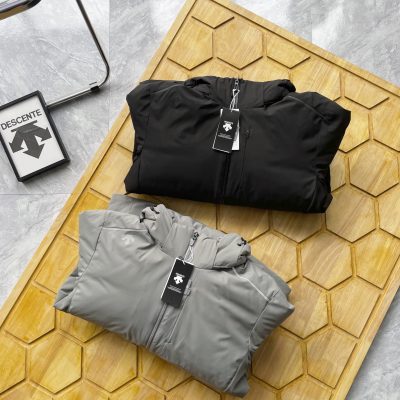 Best Selling Descente Coats Black Casual Collection