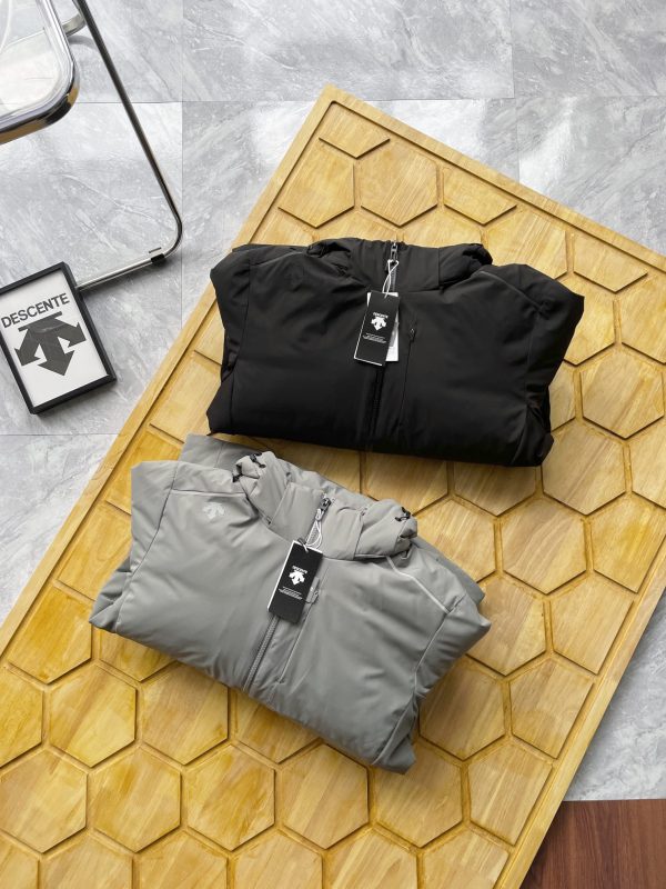 Best Selling Descente Coats Black Casual Collection