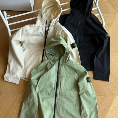 Luxury Stone Island Coat Black Solid Luxury