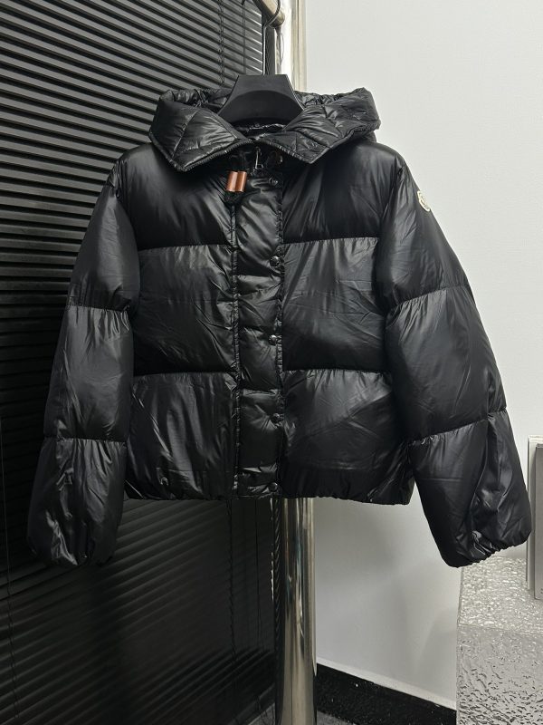 Premium Moncler Jackets Black Collection