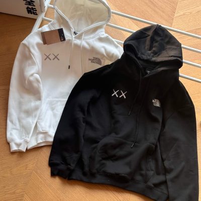 Premium Quality The North Face Sweatshirts Black Cotton Embroidered Collection