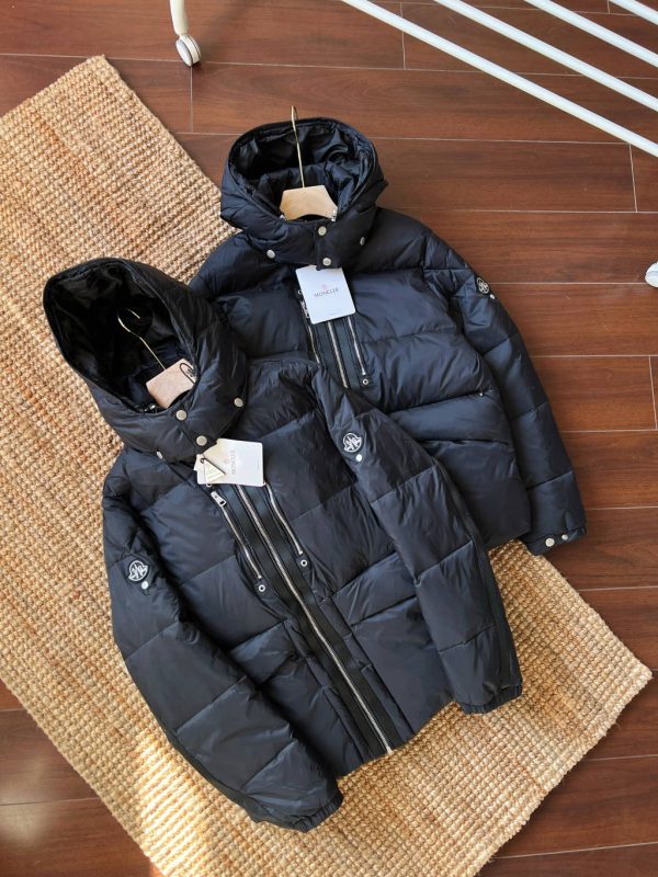 High Quality Moncler Down Jacket White Classic Collection