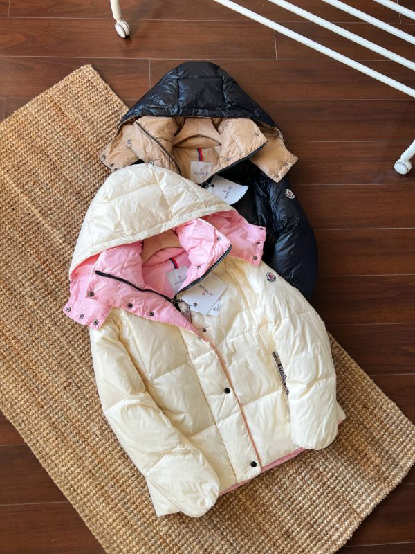 Premium Quality Moncler Jacket Black Nylon Oversized Collection