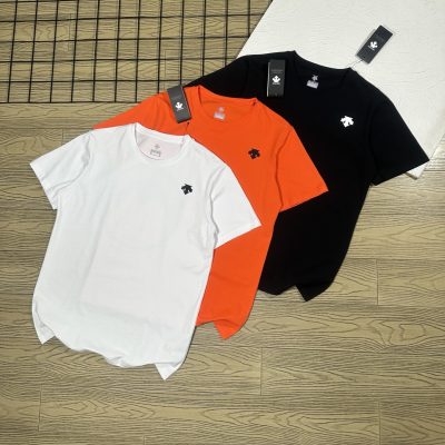 High Quality Descente Short Sleeves Black Print Style