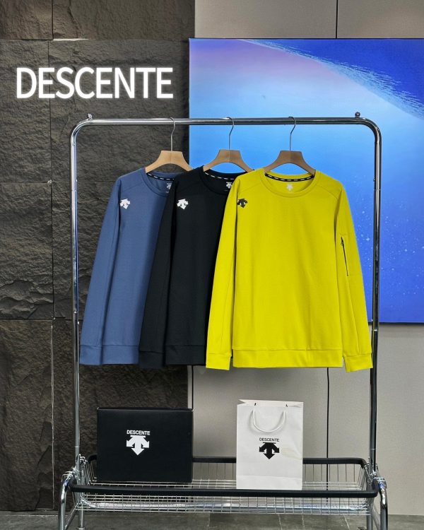 Luxury Descente Long Sleeves Black Polyester Elegant Style