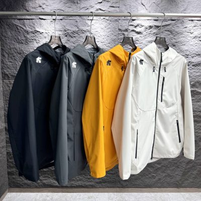 Premium Quality Descente Coats Black Breathable Collection