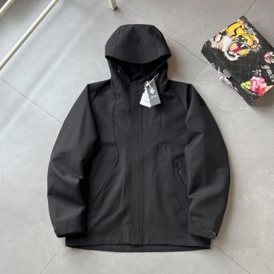 Premium Quality Descente Coat Black Breathable Luxury