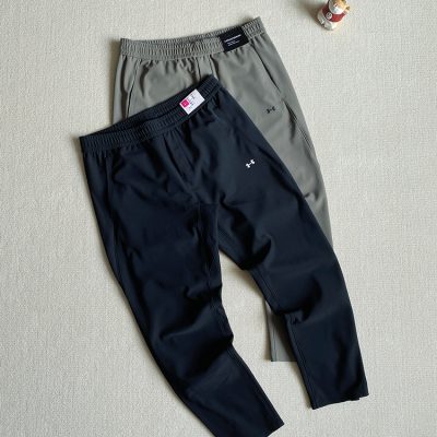 Luxury Under Armour T-Shirts Black Casual Collection