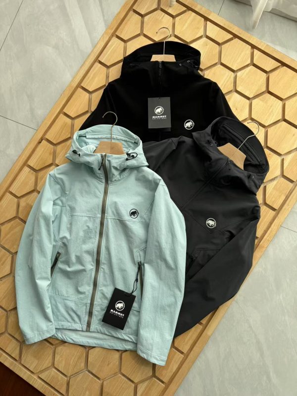 High Quality Mammut Jackets Blue Casual Collection