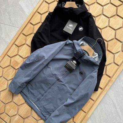 Luxury Mammoth Jackets Black Breathable Luxury