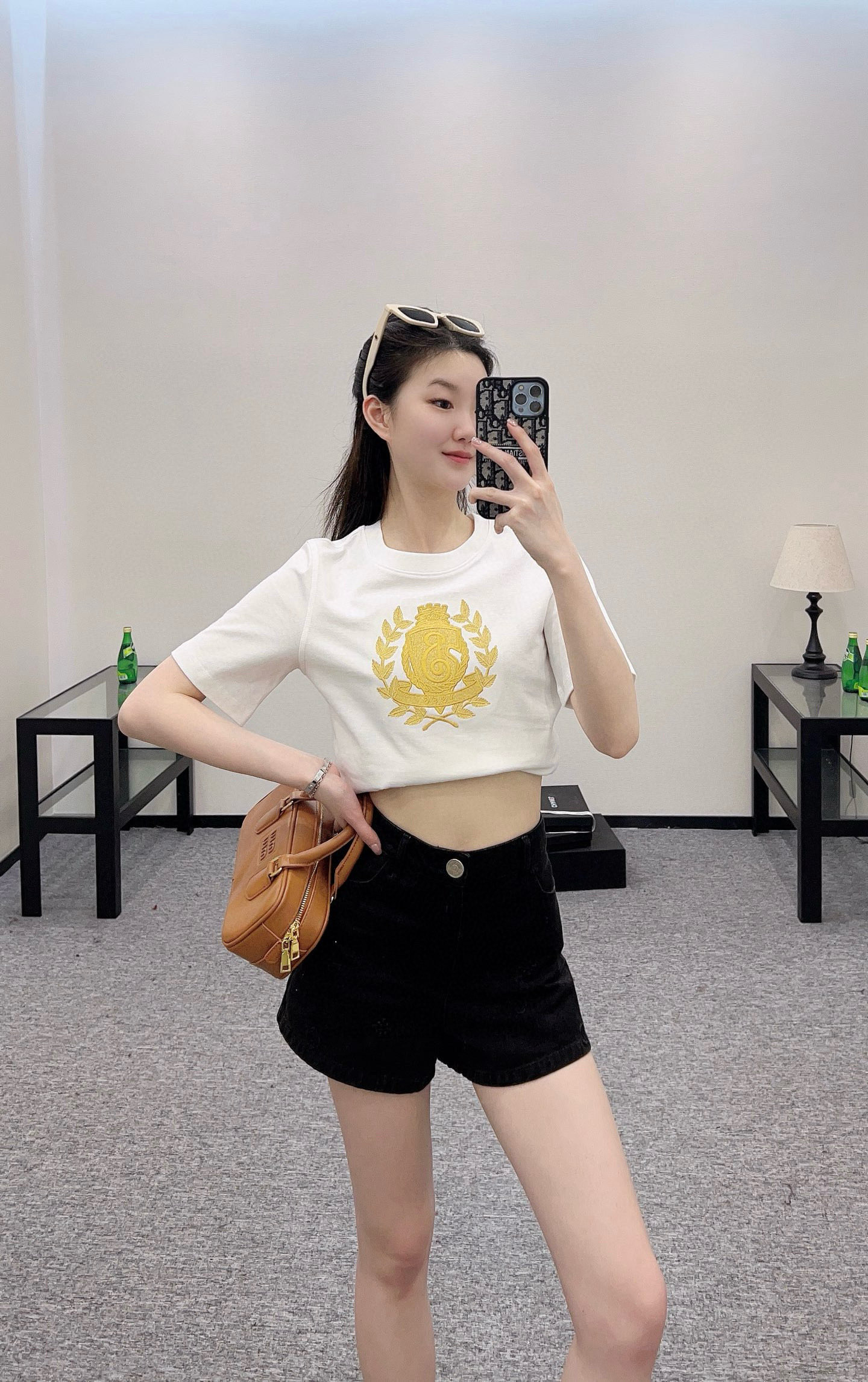 Premium Burberry Short Sleeves Black Logo Collection