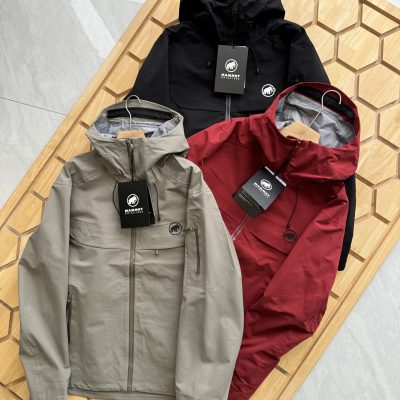 High Quality Mammoth Jackets Black Collection