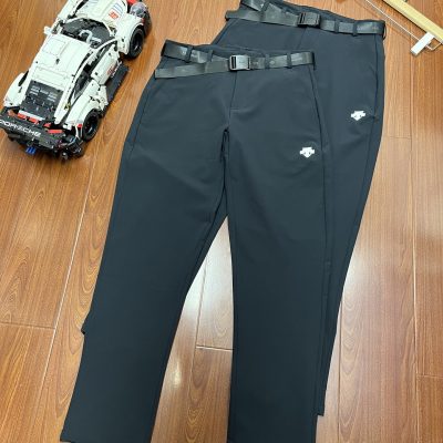 Luxury Descente Trousers Black Knit Casual Style