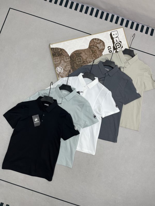 Luxury Mammut Short-Sleeved Black Casual Collection