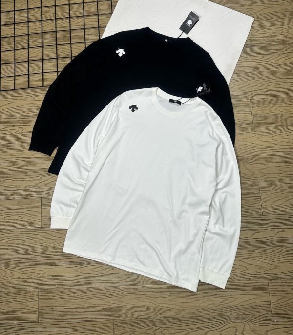 Premium Quality Descente Long Sleeves Black Knit Casual Collection