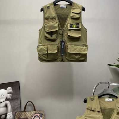 Luxury Stone Island Short-Sleeved Shirt Khaki Breathable Collection