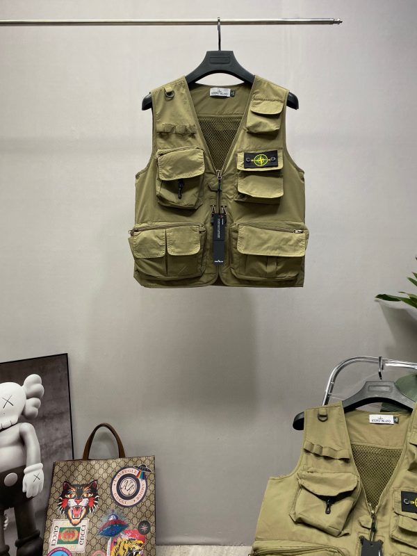 Luxury Stone Island Short-Sleeved Shirt Khaki Breathable Collection