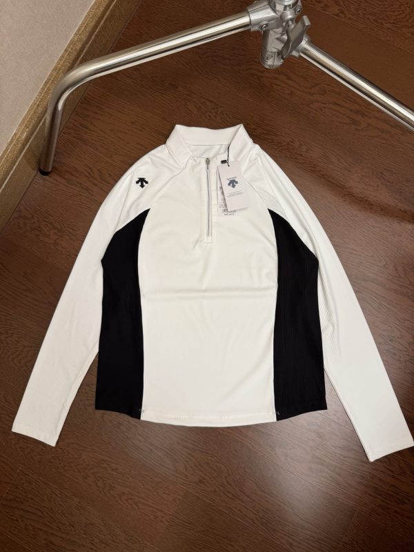 High Quality Descente Long Sleeves Black Knit Luxury