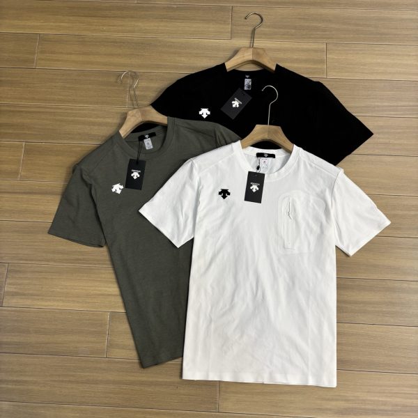 High Quality Descente Short Sleeves Black Breathable Collection
