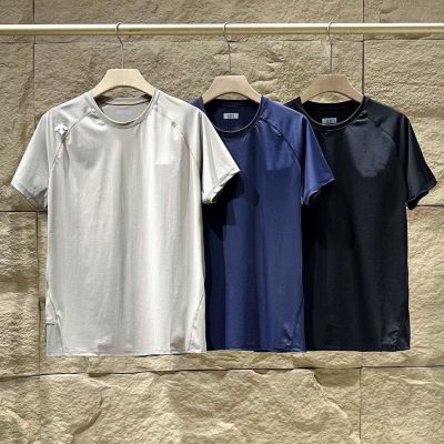 Premium Quality Descente Short Sleeves Black Nylon Breathable Luxury
