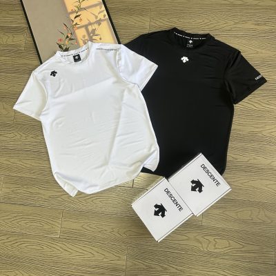 Premium Quality Descente Short Sleeves Black Logo Style