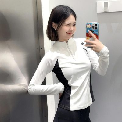 Best Selling Descente Long Sleeves Black Knit Retro Collection
