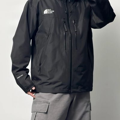 High Quality The North Face Coats Black Embroidered Collection