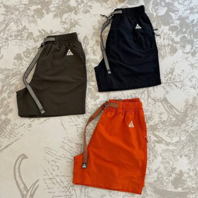 High Quality Nike Shorts Black Logo Style