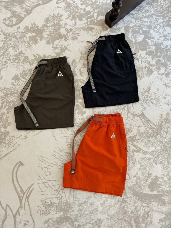 High Quality Nike Shorts Black Logo Style