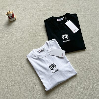 Premium Lululemon Short-Sleeved Shirt Black Leather Logo Collection