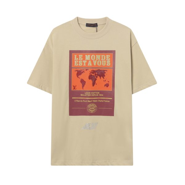 Premium Louis Vuitton Short Sleeves Khaki Suede Print Style
