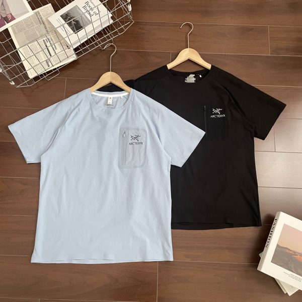 Luxury Express Short Sleeves Black Silk Minimalist Collection