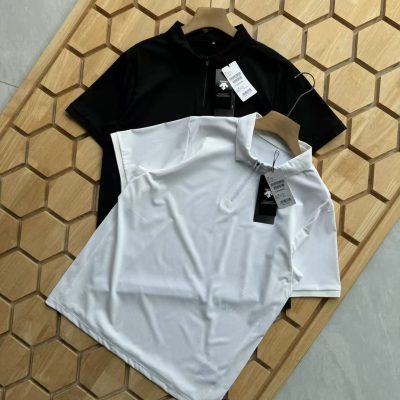 Premium Descente Short-Sleeved Black Sporty Luxury