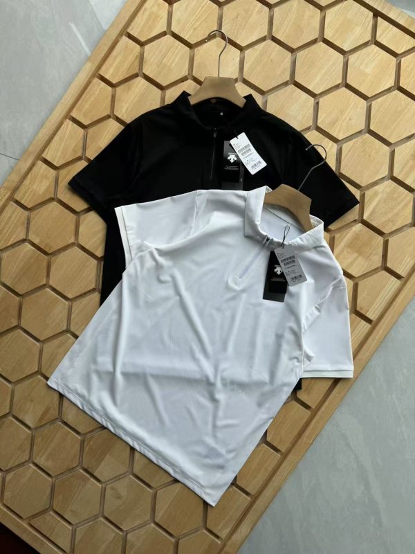 Premium Descente Short-Sleeved Black Sporty Luxury