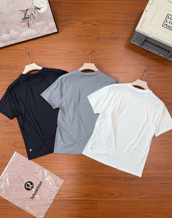 High Quality Lululemon Short Sleeves Black Classic Style